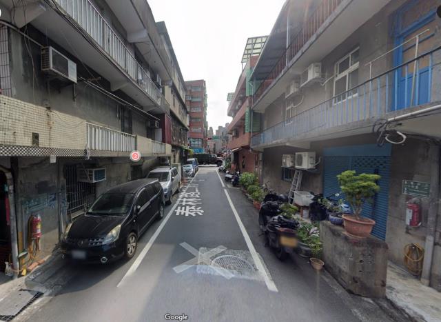 泰山法拍透天-4