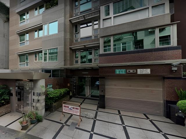 中正區文光公園生活圈法拍屋臨沂街大樓附車位