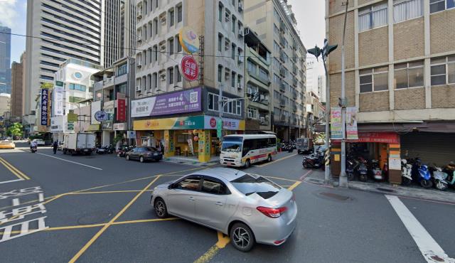 前金大樓法拍-1