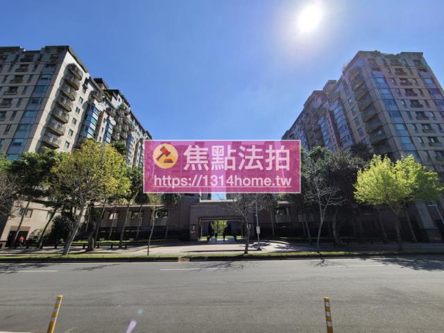 台北士林法拍大樓-1