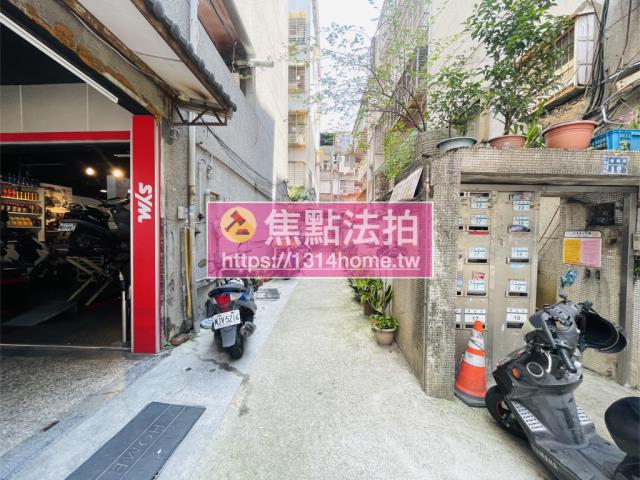 新北中和拍賣公寓-6