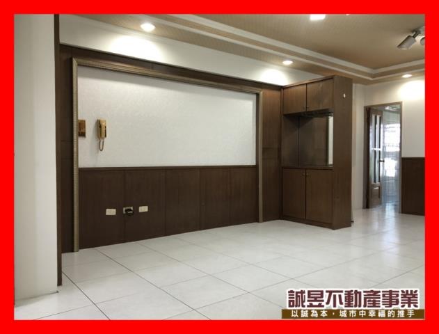 台南房屋辣媽安平國小3房平車華廈