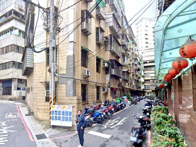 新北淡水公寓法拍-1