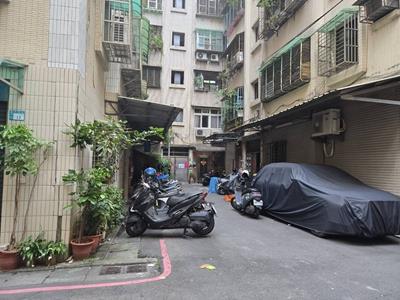 新北新莊公寓法拍-0