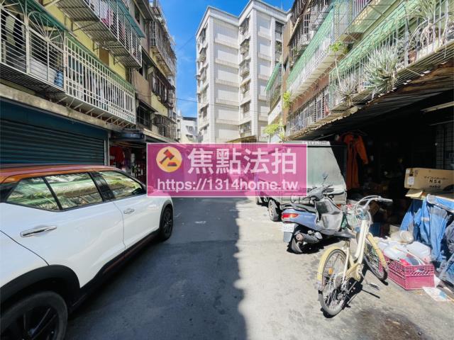 三重公寓法拍-9