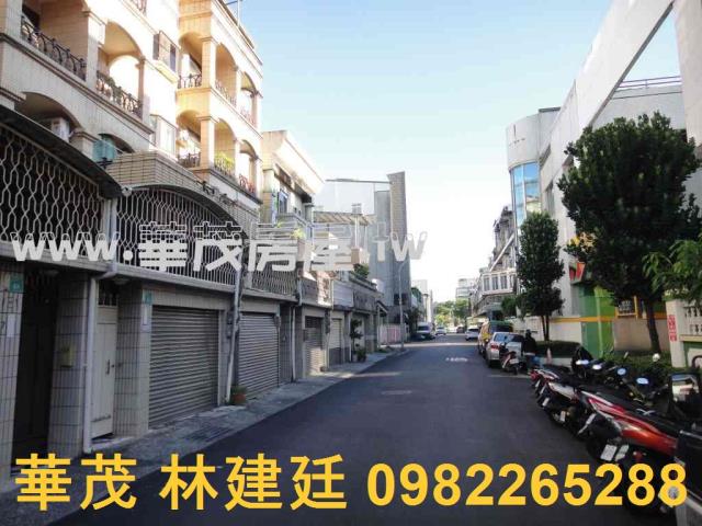 台南法拍透天-1