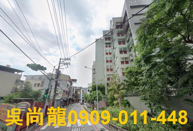 桃園龜山華廈法拍-1