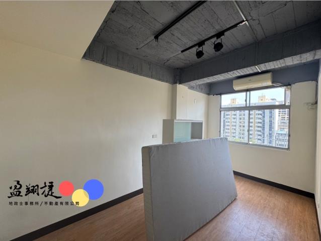 高雄華廈-7