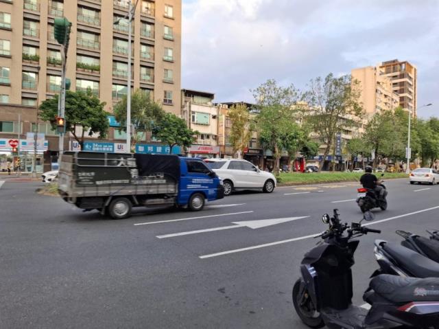 台北士林店面-5