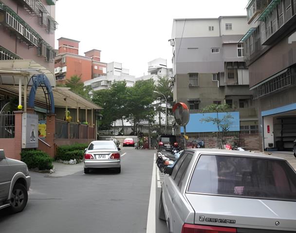 新北新莊大樓法拍-8