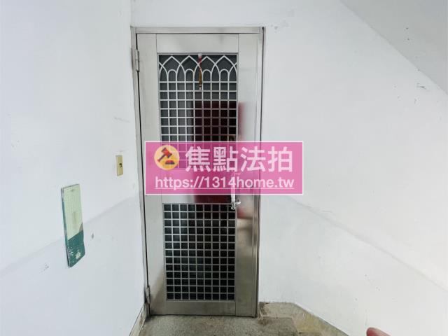 信義區法拍公寓-9