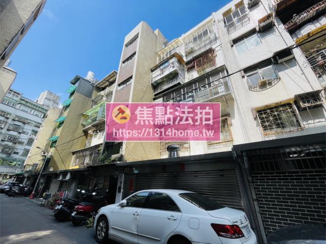 信義區法拍公寓-1