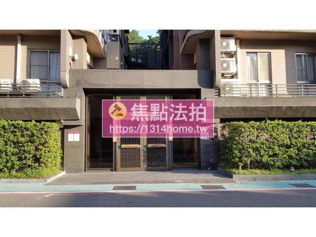 台北文山區法拍大樓-3