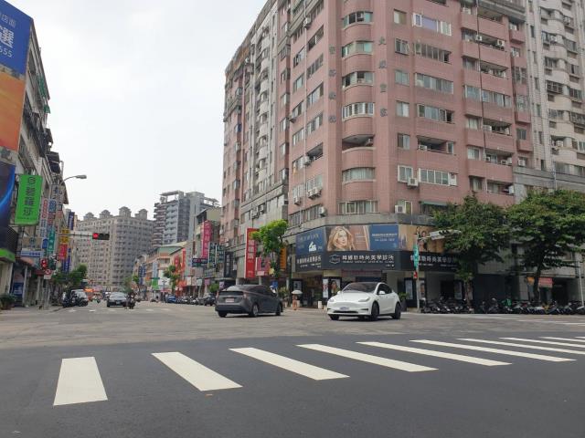 西屯透天-10