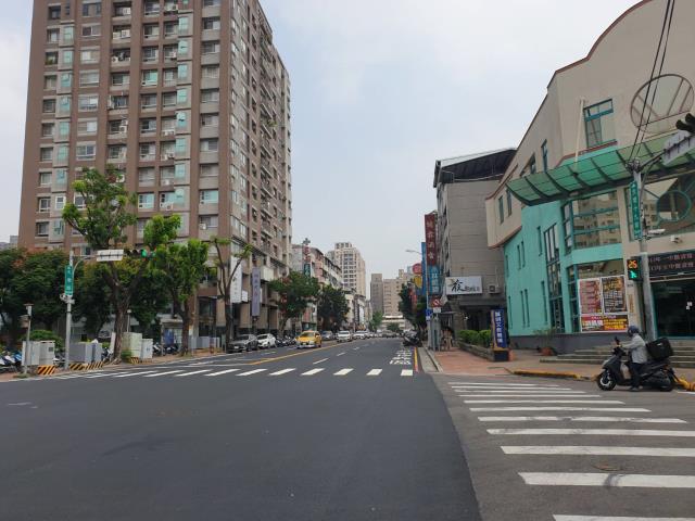 西屯透天-4
