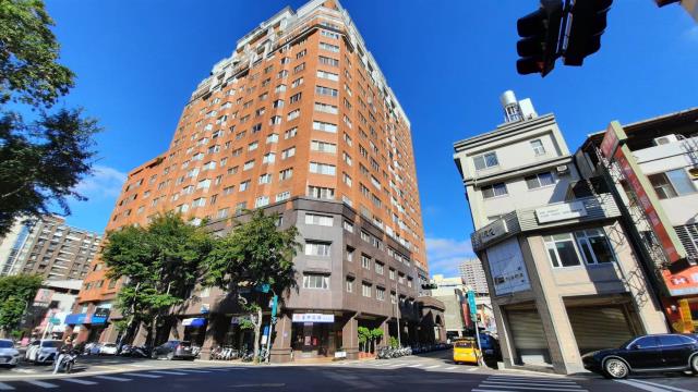 台中南屯法拍大樓-3