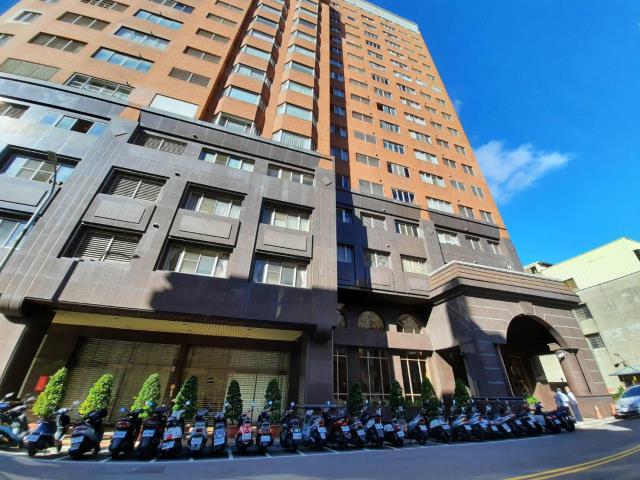 台中南屯法拍大樓-5