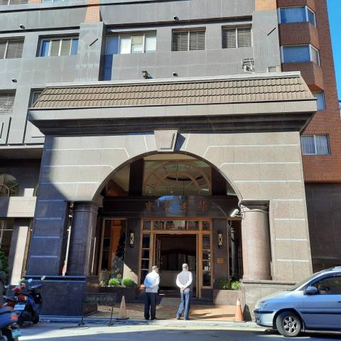 台中南屯法拍大樓-7