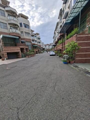 橋頭區公園南街