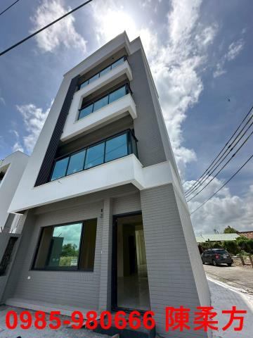 六腳邊間電梯3車庫別墅A12