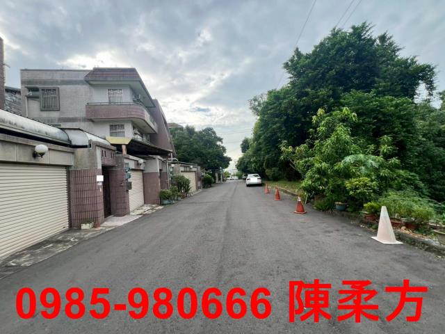 東區金福氣孝親房車庫別墅