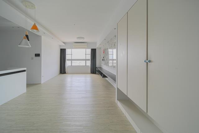 鳳山買屋鳳山賣屋鳳山大樓鳳山房屋鳳山店面