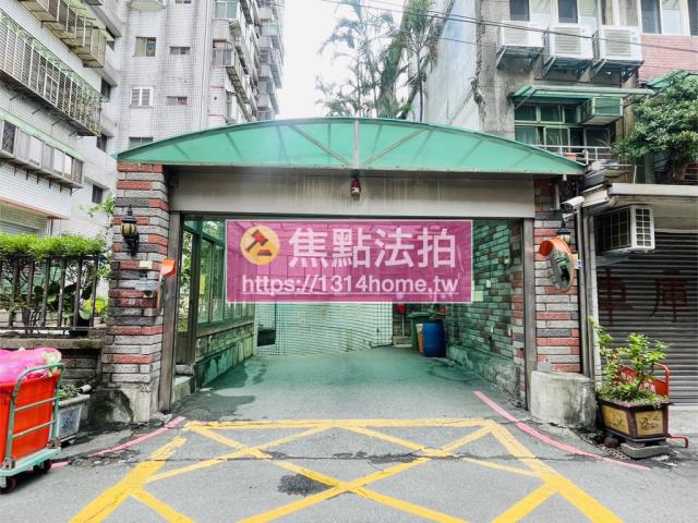 新北板橋拍賣大樓-7