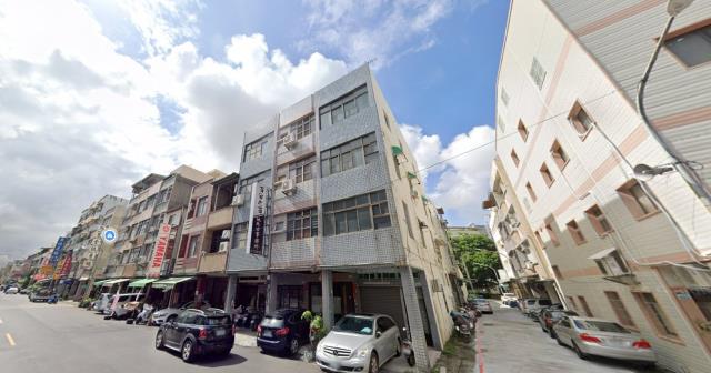 苓雅透天法拍-6