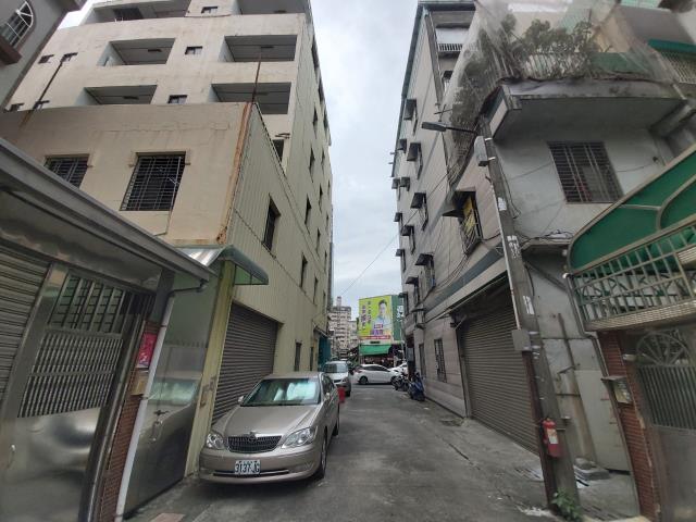 高雄三民區拍賣透天-5