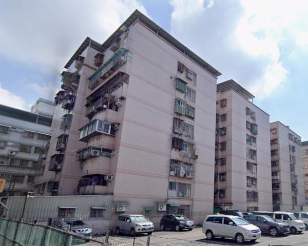 新莊拍賣華廈-1