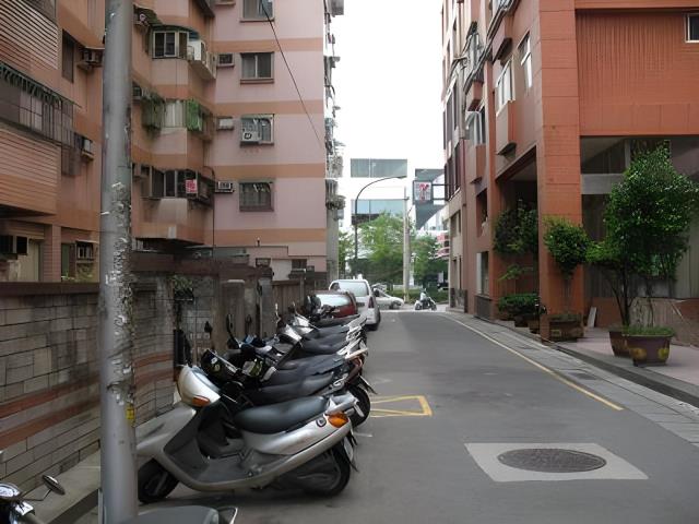 桃園法拍大樓-6