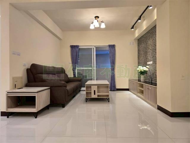 市中心美麗島雙捷運翻新大3房