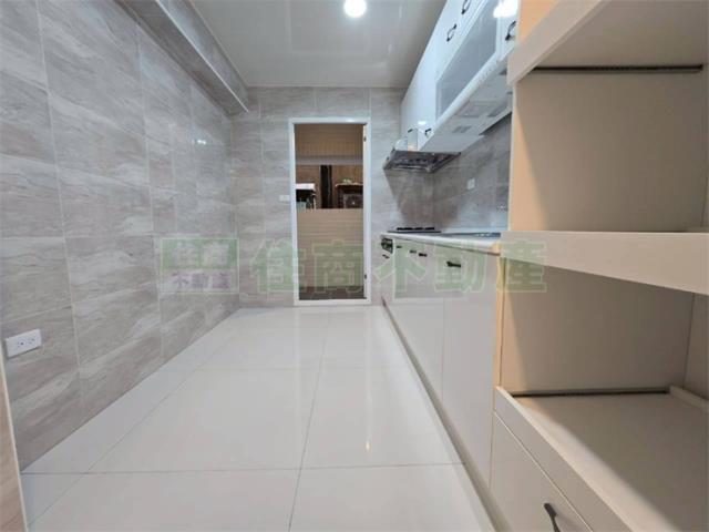 高雄新興區大樓-8