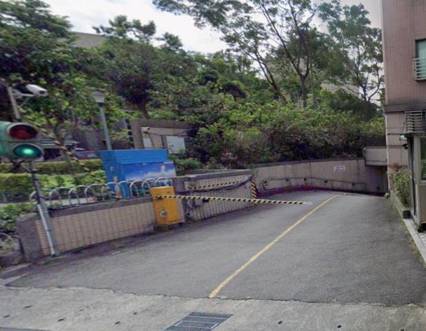 台北萬華法拍大樓-7