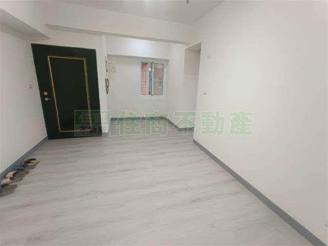 捷運鳳山國中站高樓全新兩房