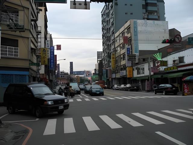 桃園桃園區法拍大樓-3