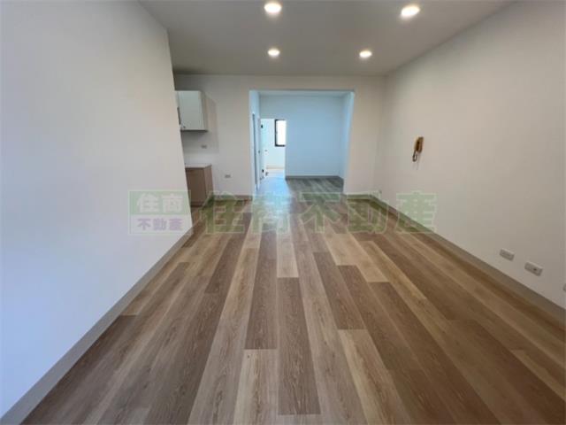 瑞隆商圈低總價翻新公寓