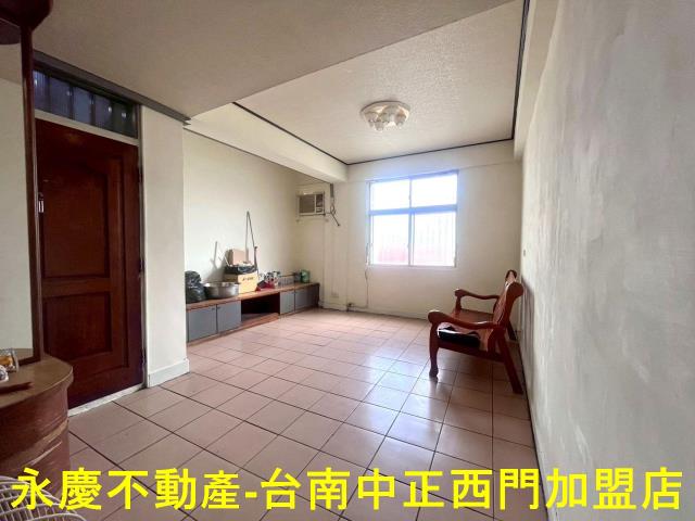 東區近東門圓環黃金地段三房健身公寓