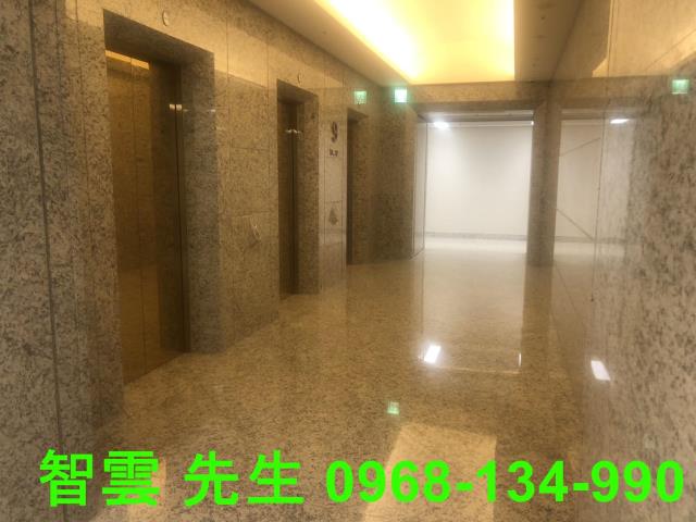 遠雄金融大樓桃園交流道