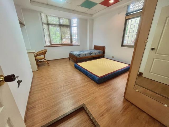 草屯中和路震後庭院別墅