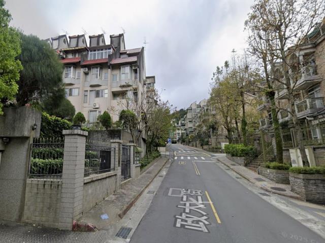 文山區拍賣透天-2