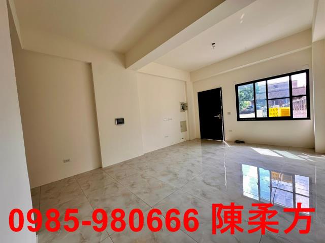 西區全新輕屋齡孝親房別墅