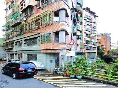 淡水大樓拍賣-3