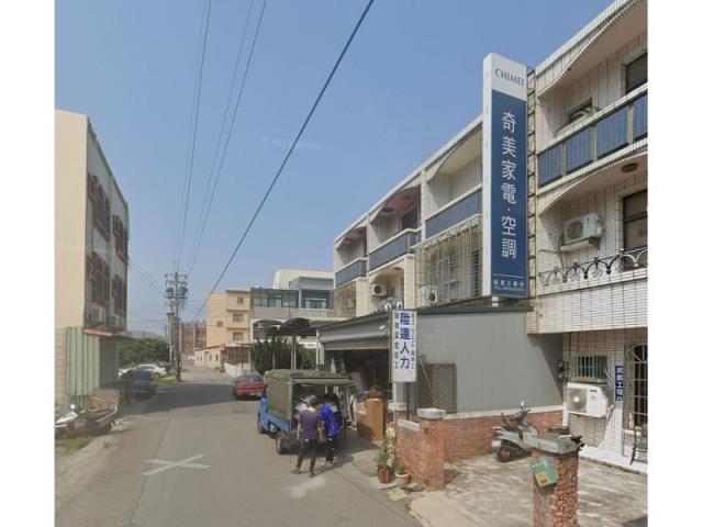 台中大甲法拍透天-2