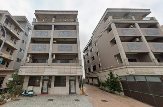 觀音法拍透天-1