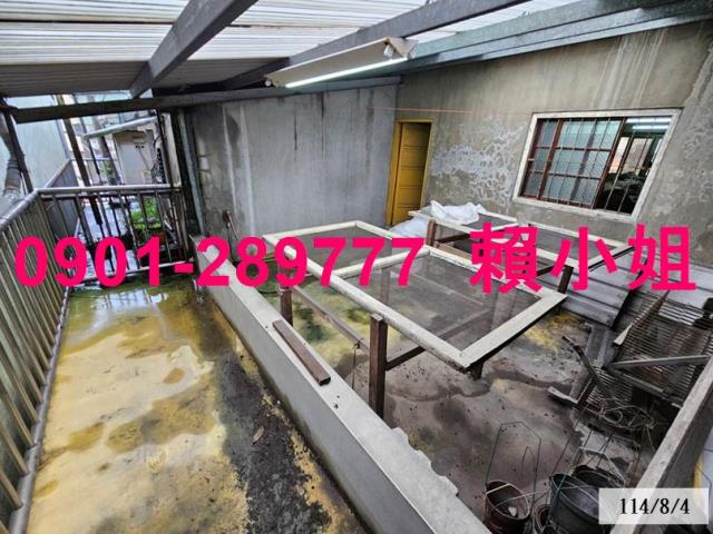 二水法拍透天-8