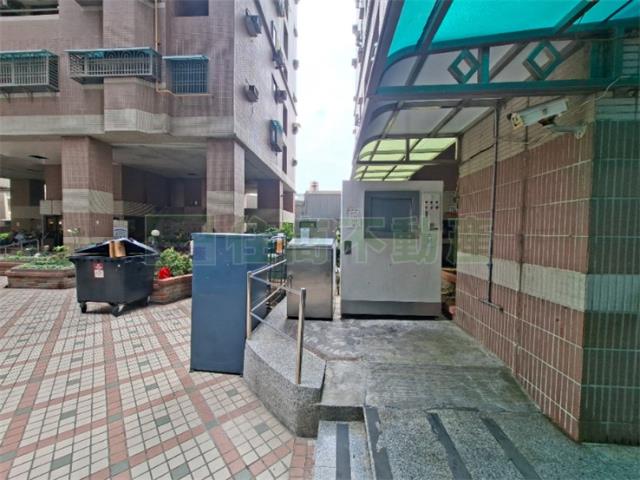 高雄三民區大樓-12