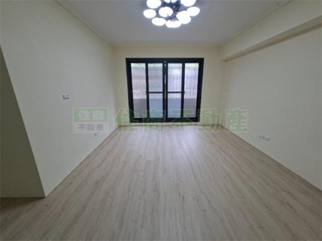 河堤國小三房平車