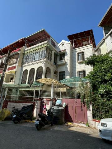 高雄楠梓法拍透天-10