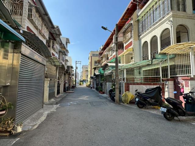 高雄楠梓法拍透天-4